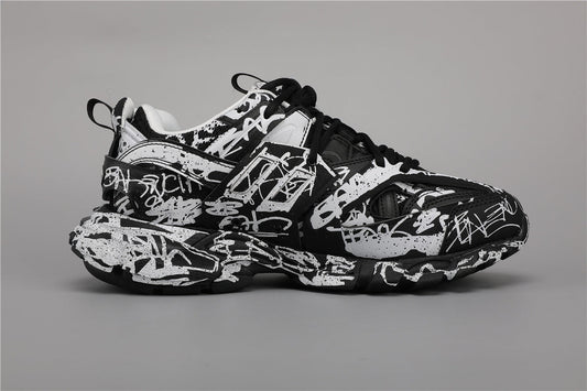 BLCG 2030-34 Black & White Graffiti